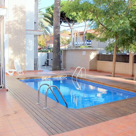 Apartamentos Caru Castelldefels Eksteriør billede
