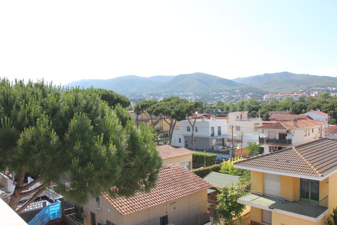 Apartamentos Caru Castelldefels Eksteriør billede