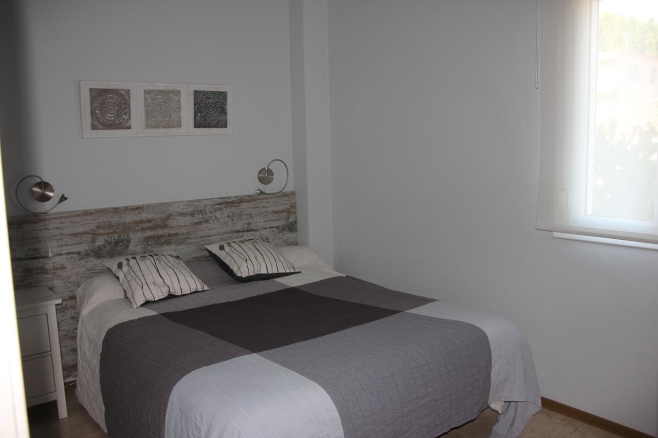 Apartamentos Caru Castelldefels Eksteriør billede
