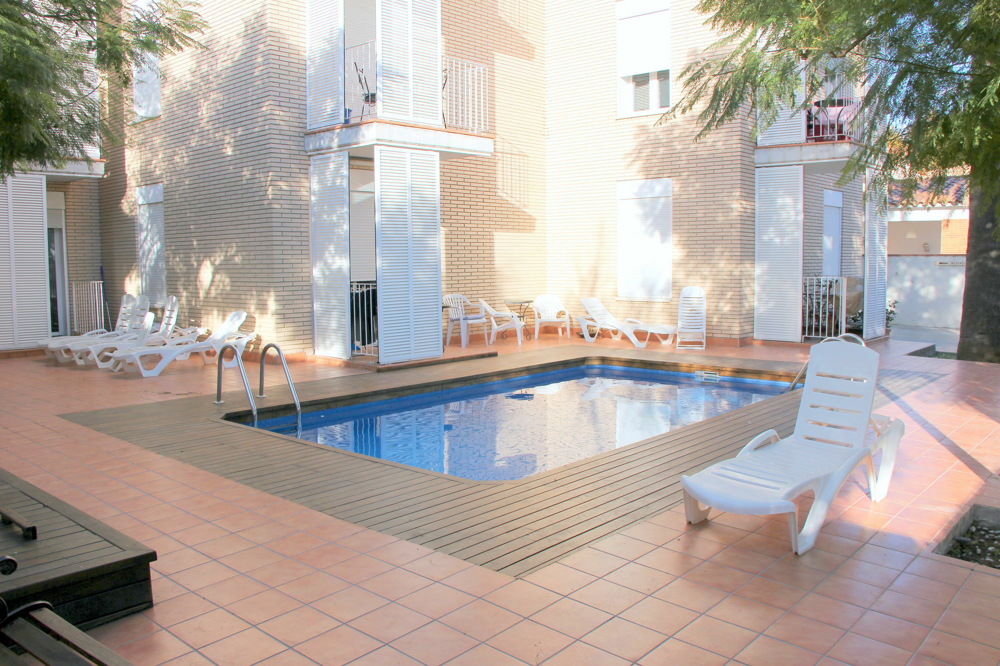 Apartamentos Caru Castelldefels Eksteriør billede